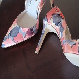 NWOT Louise et Cie D'orsay pumps